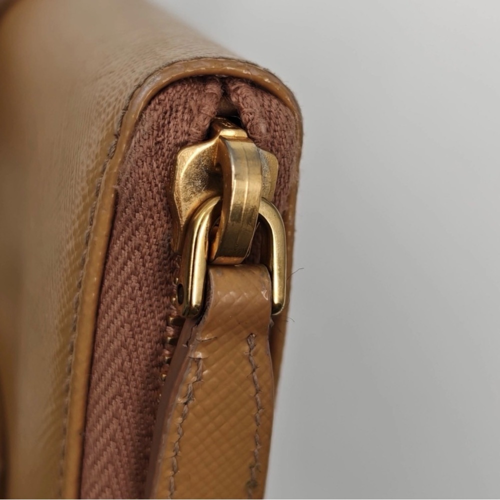 PRADA Saffiano Leather Bow Wallet Beige Nude Zip Around Authentic - Picture 4 of 11